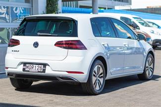 2018 Volkswagen e-Golf Gen 2 36kWh