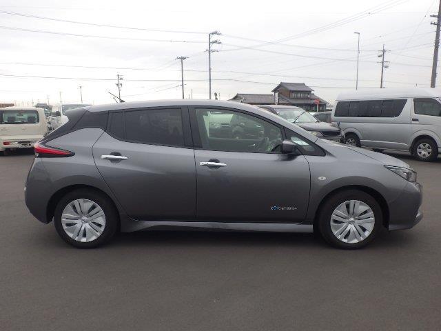 2018 Nissan LEAF 40kWh ZE1 S