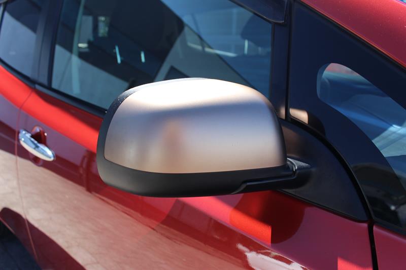 2015 Nissan LEAF 24kWh Gen 2 X