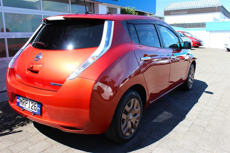 2015 Nissan LEAF 24kWh Gen 2 X