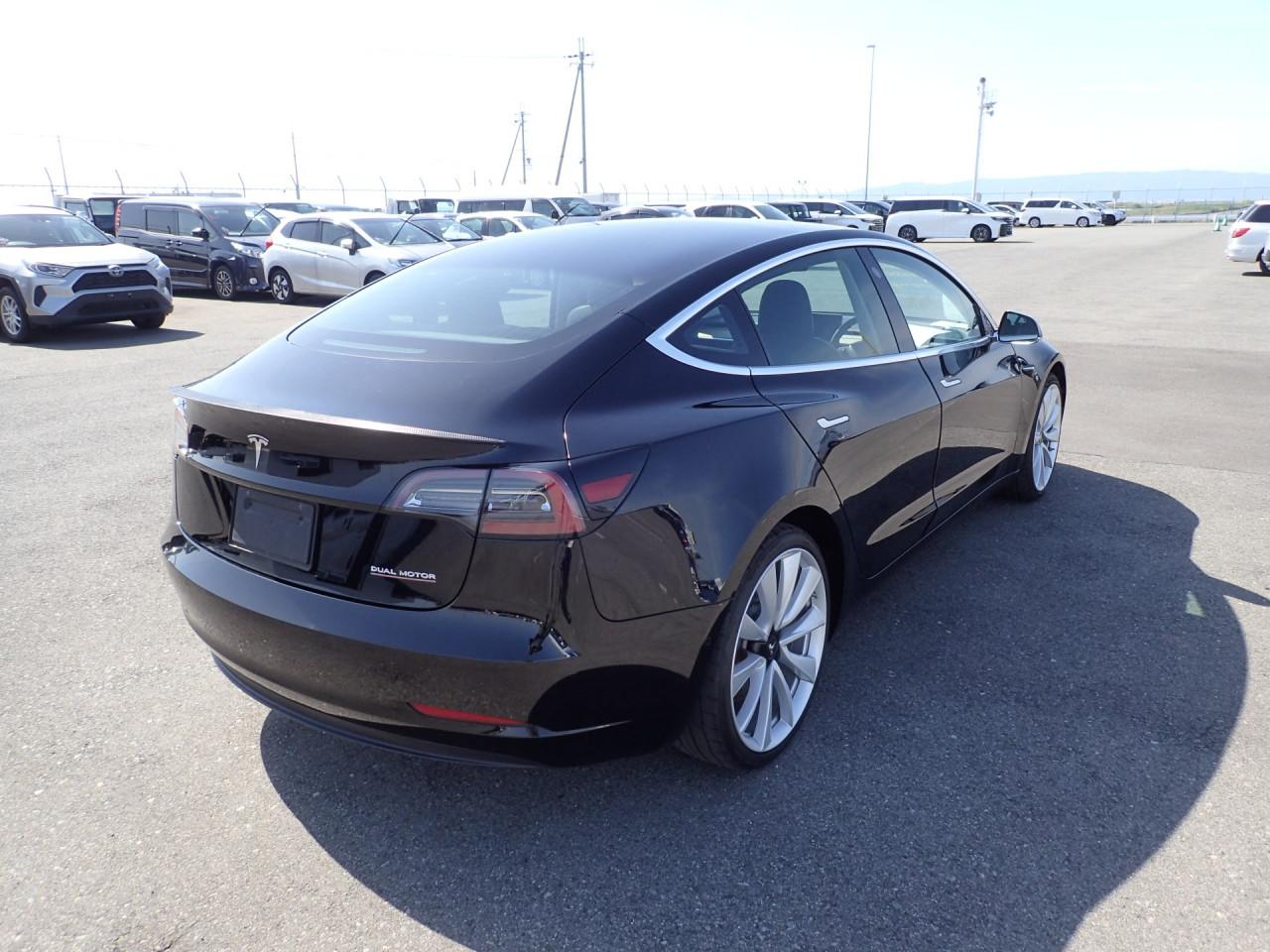 2019 Tesla Model 3 Performance