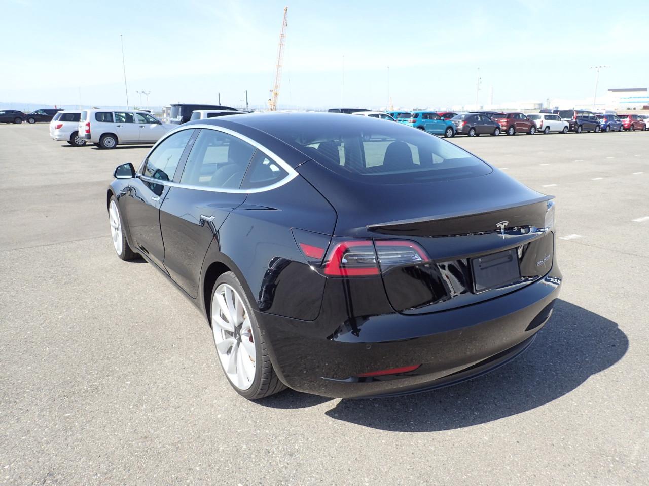 2019 Tesla Model 3 Performance