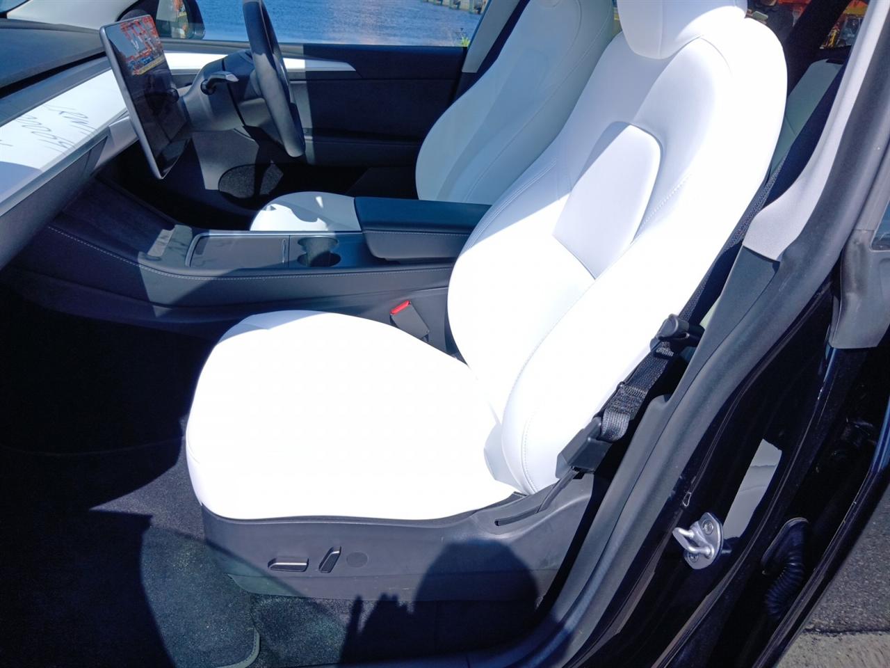 2023 Tesla Model Y AWD Performance