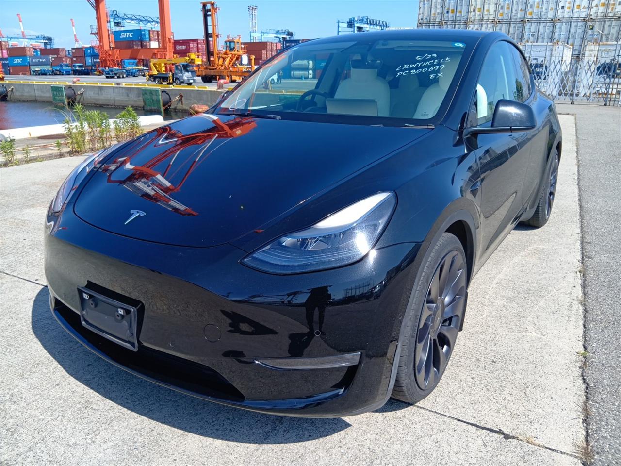 2023 Tesla Model Y AWD Performance