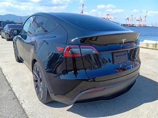 2023 Tesla Model Y AWD Performance