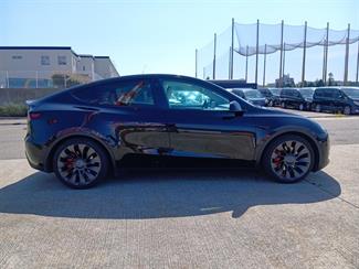 2023 Tesla Model Y AWD Performance