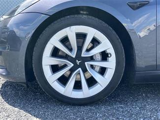 2021 Tesla Model 3 AWD Long Range - Refresh Model