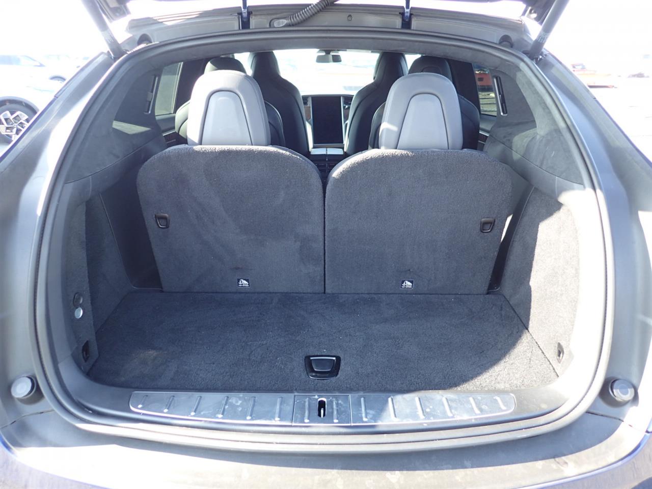 2019 Tesla Model X 100D 6 Seat Long Range