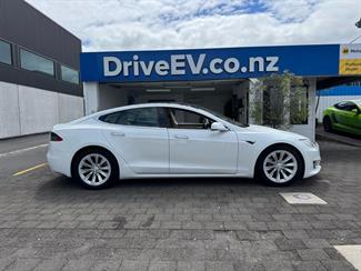 2017 Tesla Model S 75 Facelift