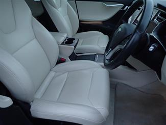 2017 Tesla Model S 75 Facelift