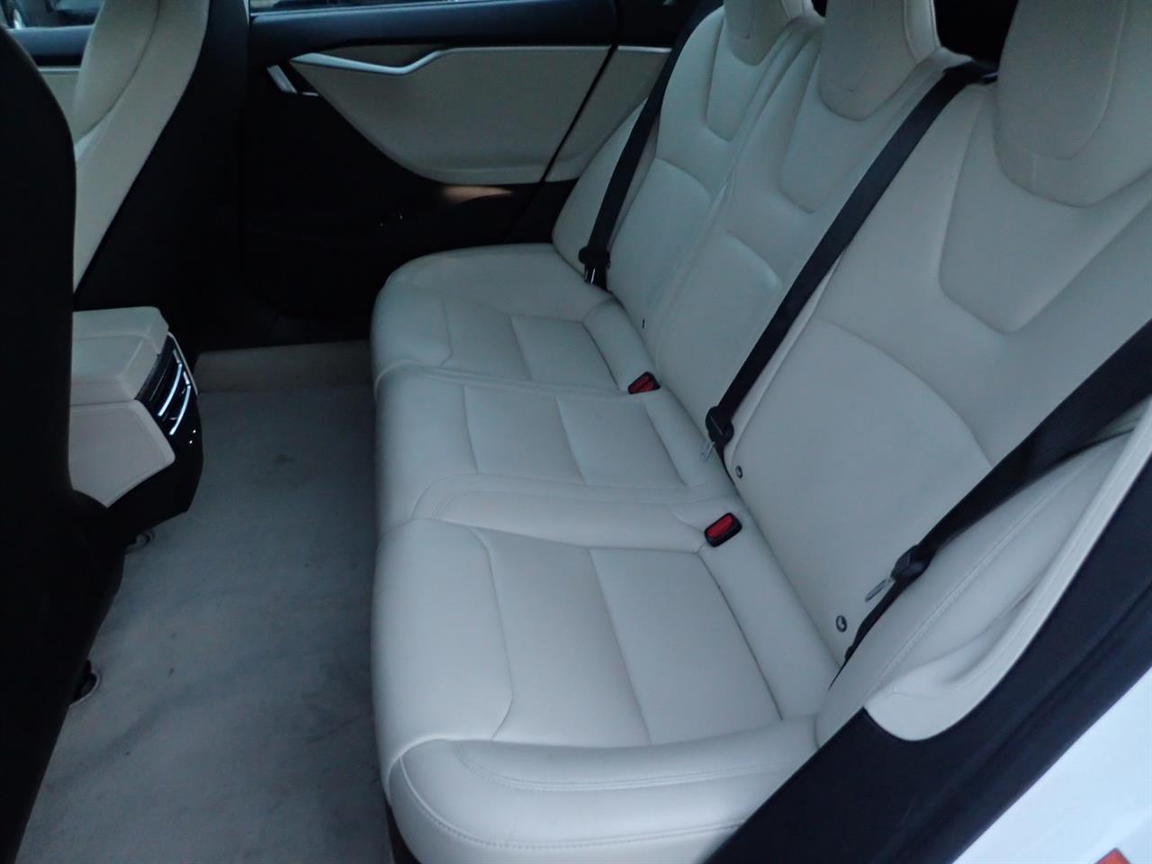 2017 Tesla Model S 75 Facelift