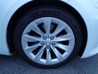 2017 Tesla Model S 75 Facelift