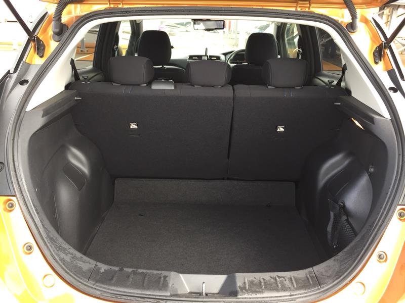 2017 Nissan LEAF 40kWh ZE1 G Spec