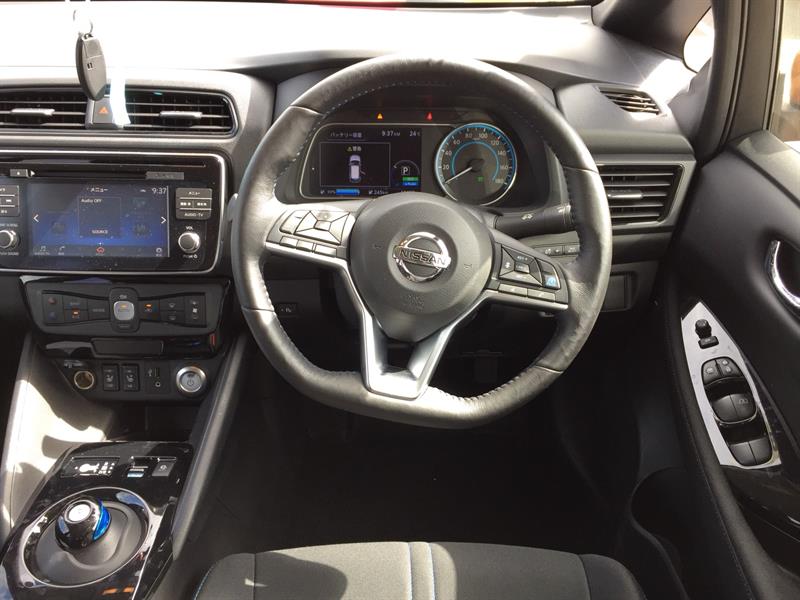 2017 Nissan LEAF 40kWh ZE1 G Spec
