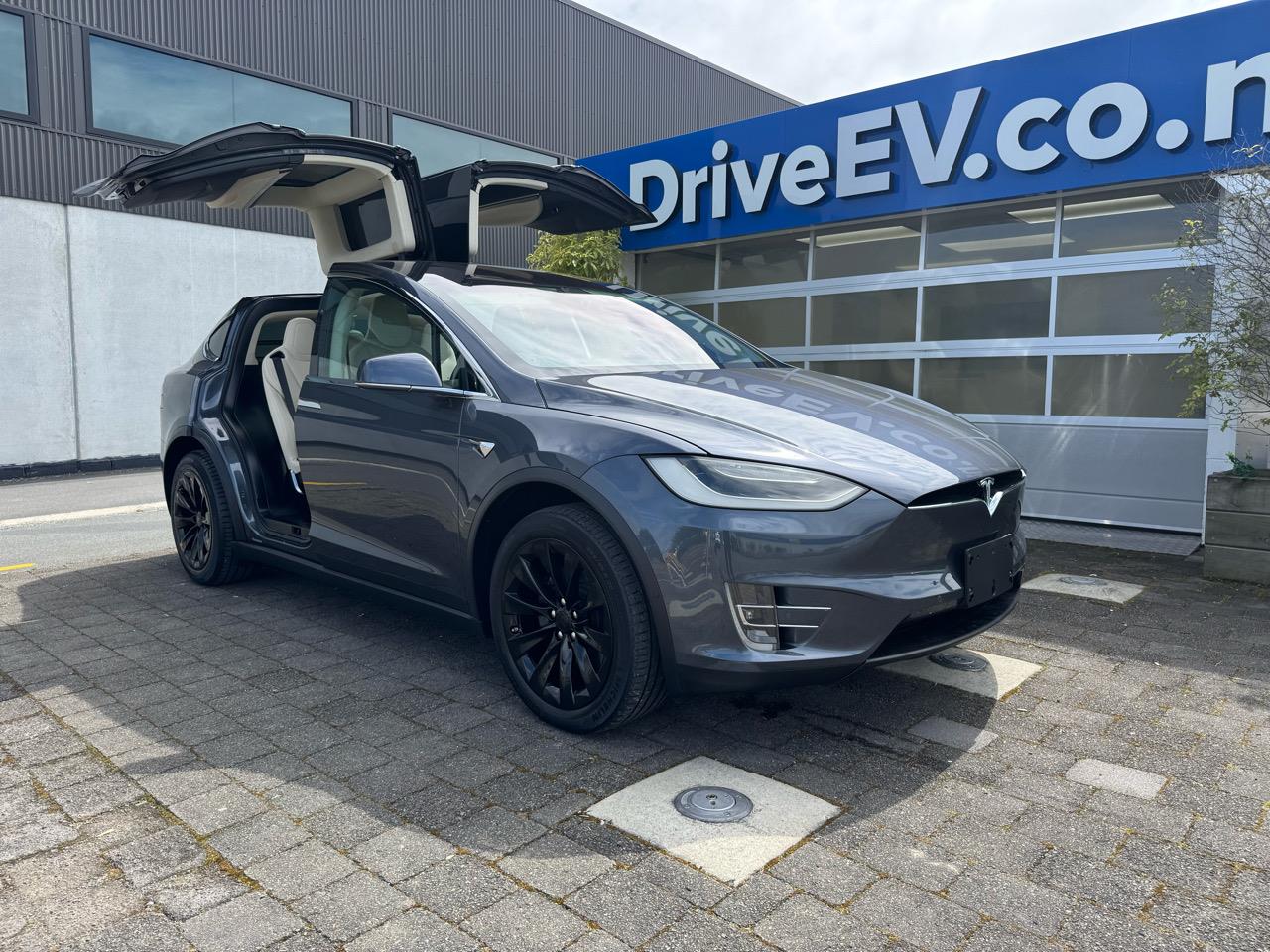2017 Tesla Model X 100D 6 Seat Long Range
