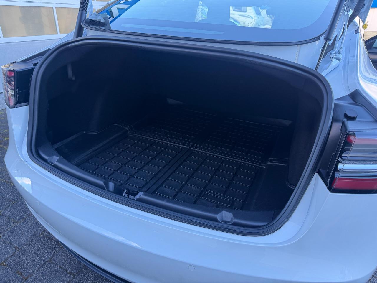 2021 Tesla Model 3 60kWh RWD LFP - Refresh