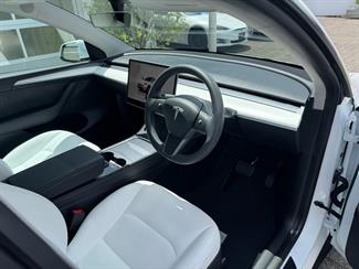 2022 Tesla Model Y REAR WHEEL DRIVE 60K