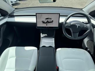 2022 Tesla Model Y REAR WHEEL DRIVE 60K