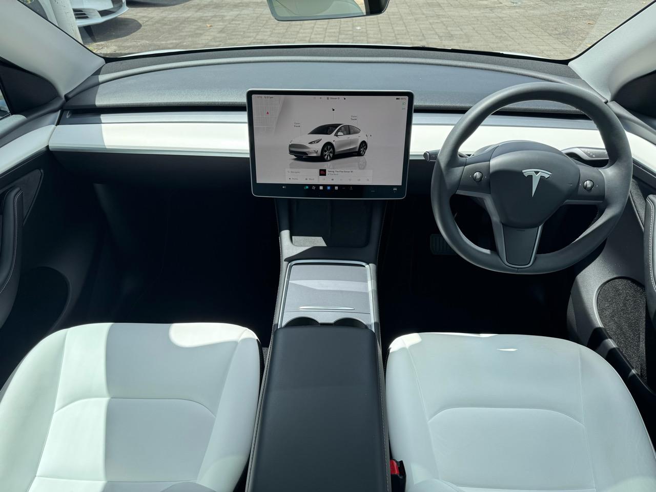 2022 Tesla Model Y REAR WHEEL DRIVE 60K