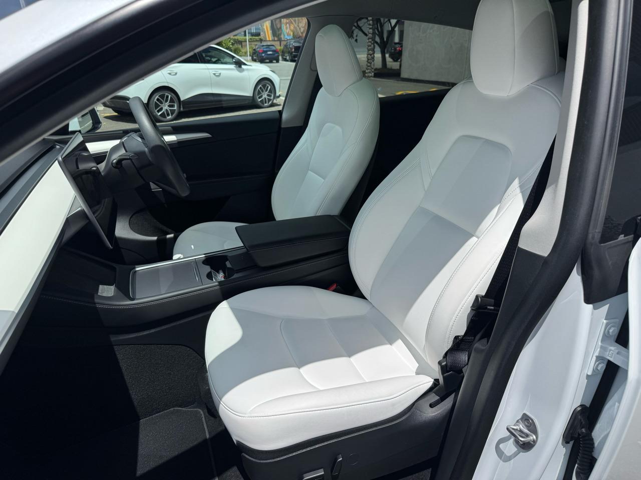 2022 Tesla Model Y REAR WHEEL DRIVE 60K