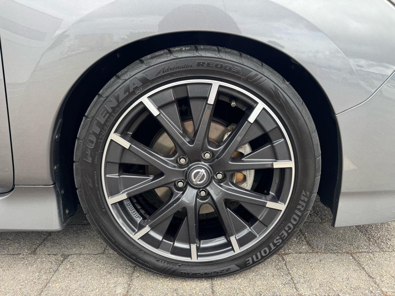 2018 Nissan LEAF VIVNE 50kWh Nismo