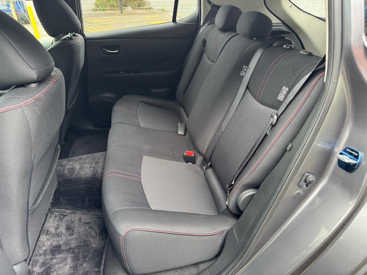 2018 Nissan LEAF VIVNE 50kWh Nismo