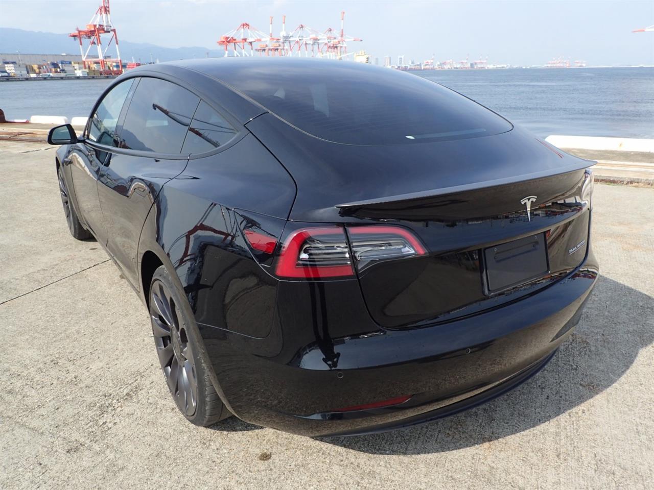 2023 Tesla Model 3 Perfornamce - Refresh Ryzen