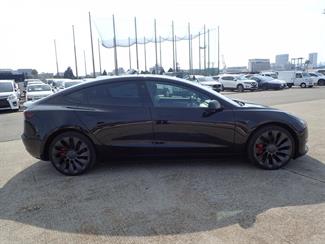2023 Tesla Model 3 Perfornamce - Refresh Ryzen