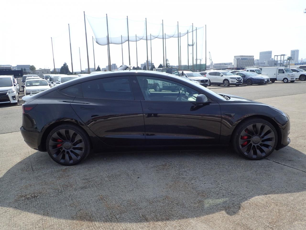 2023 Tesla Model 3 Perfornamce - Refresh Ryzen