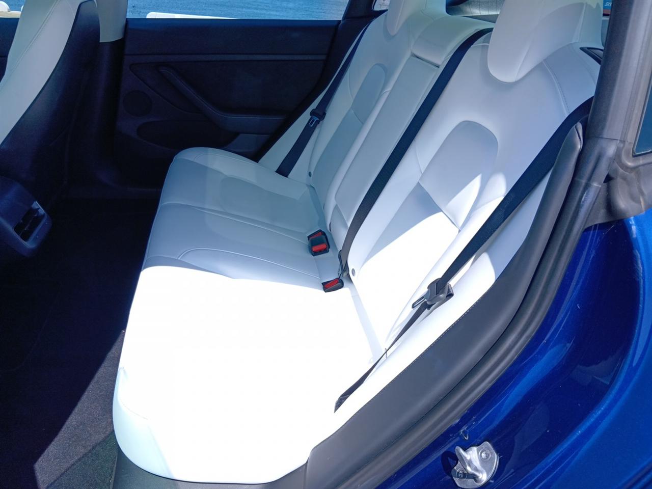 2021 Tesla Model 3 AWD Long Range - Refresh Model