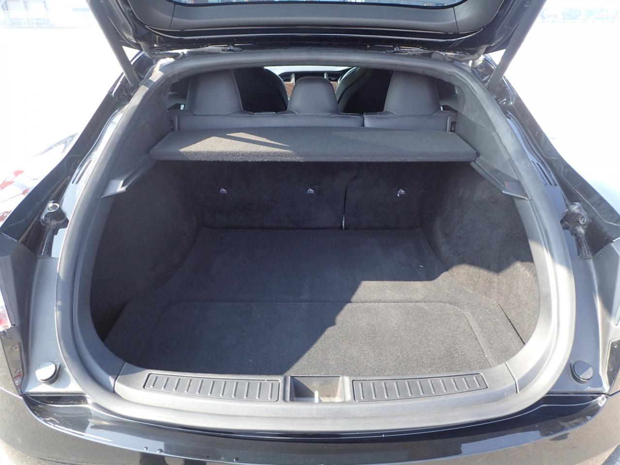 2019 Tesla Model S Long Range - 100kWh Raven
