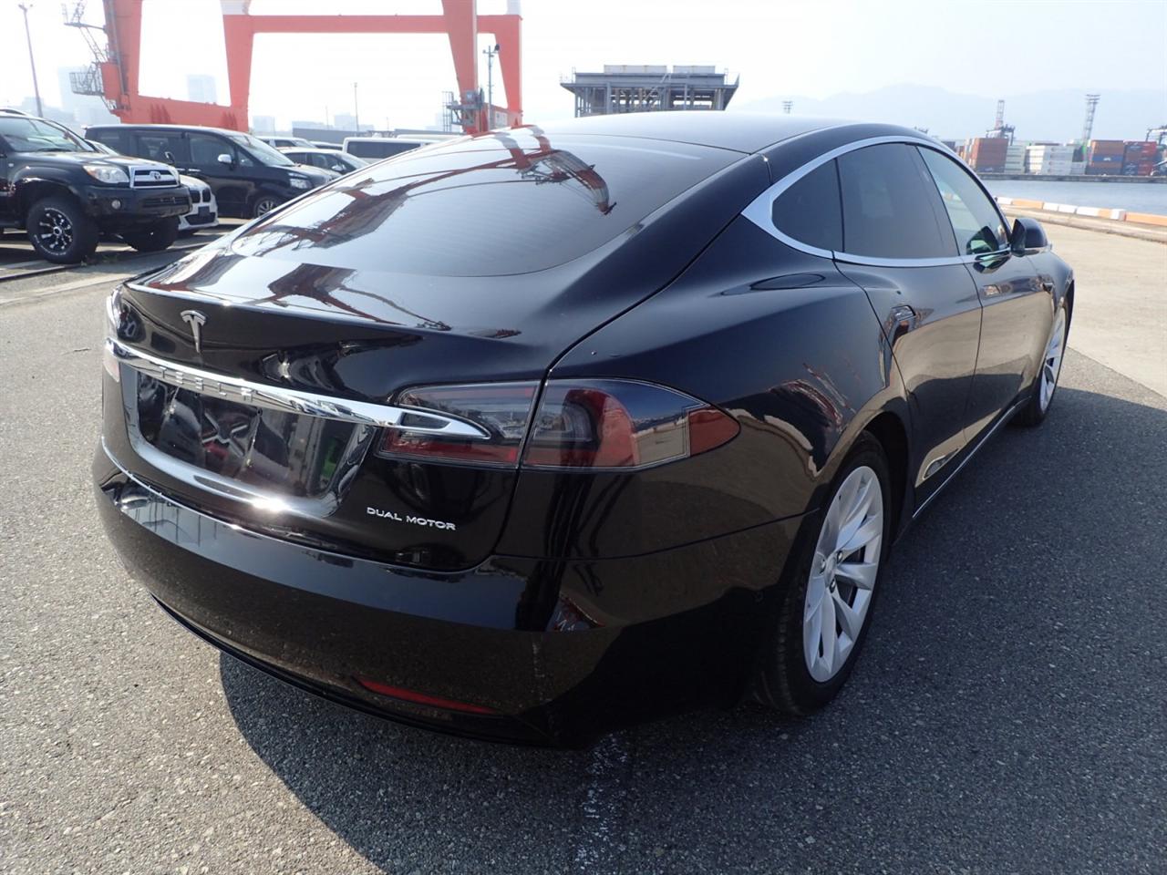 2019 Tesla Model S Long Range - 100kWh Raven
