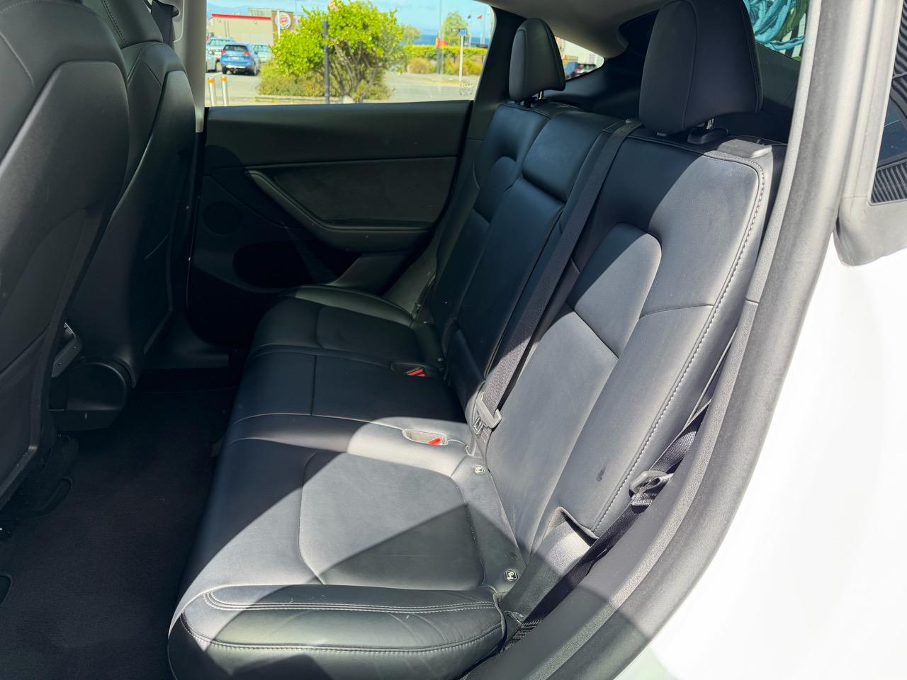 2023 Tesla Model Y RWD 60kWh LFP