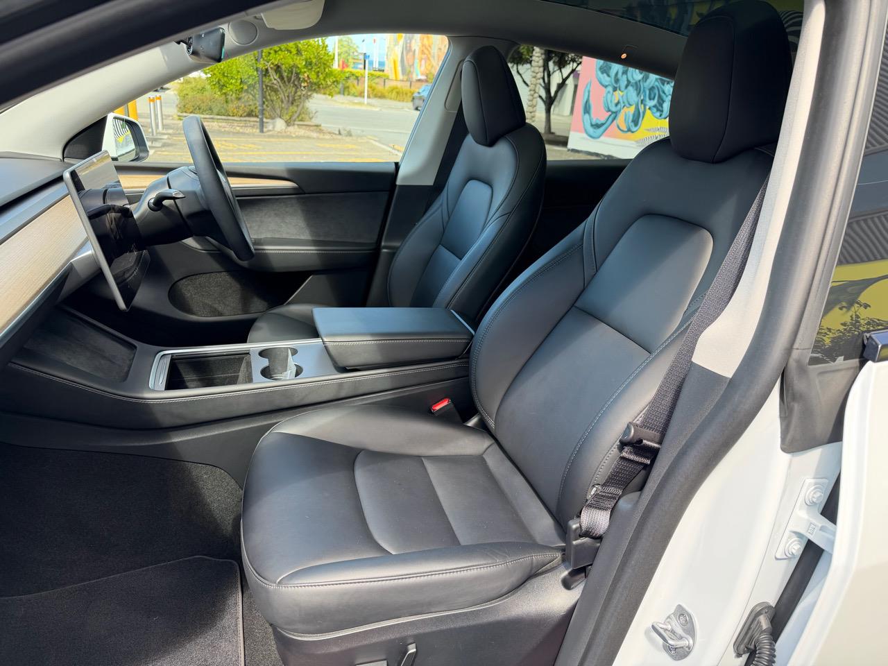 2023 Tesla Model Y RWD 60kWh LFP