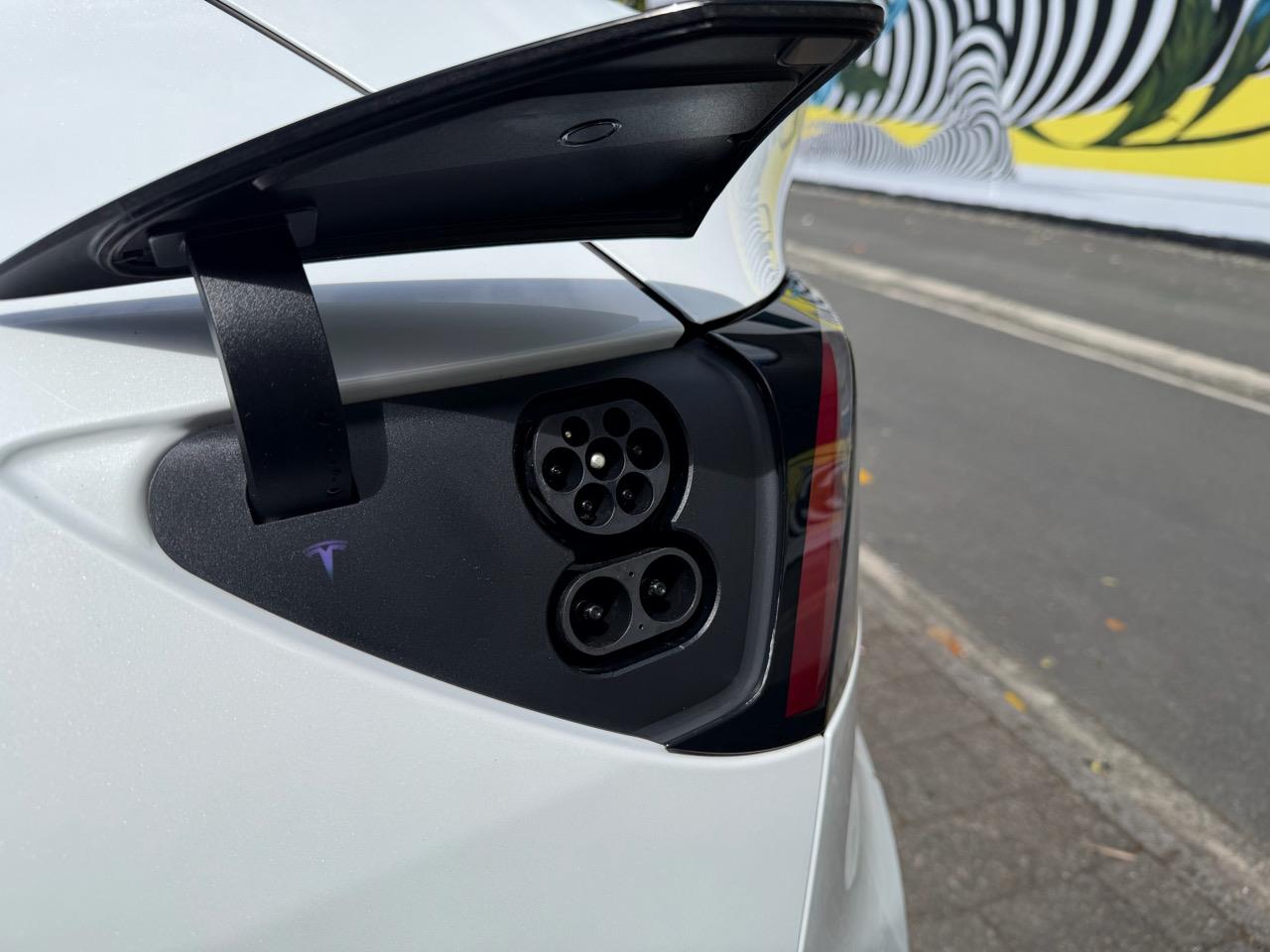 2023 Tesla Model Y RWD 60kWh LFP