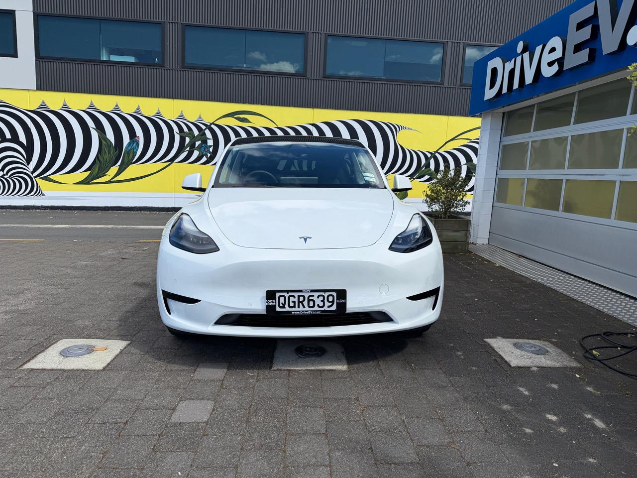 2023 Tesla Model Y RWD 60kWh LFP