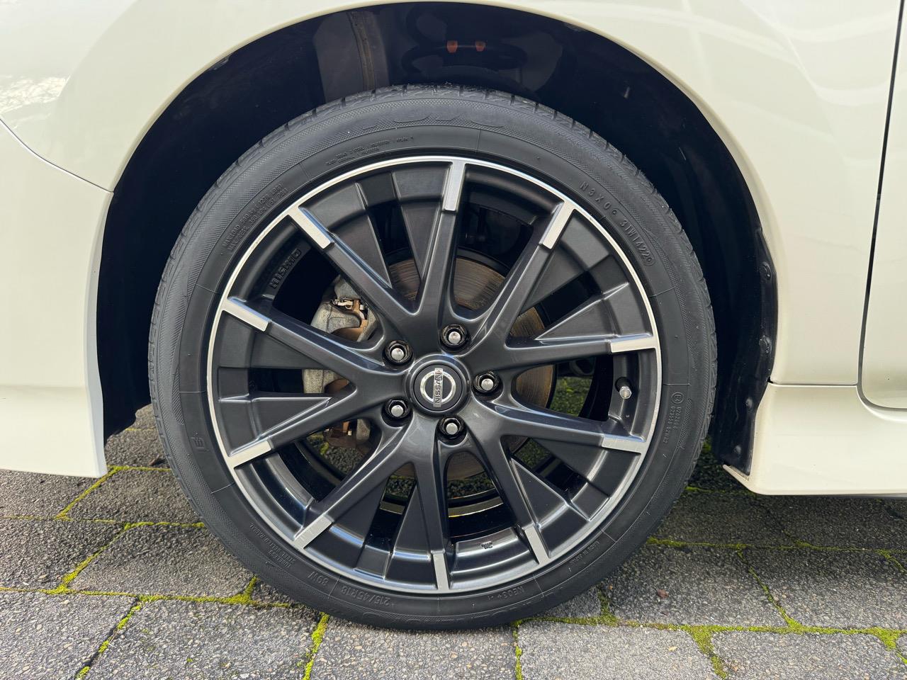 2018 Nissan LEAF 40G Nismo 40kWh