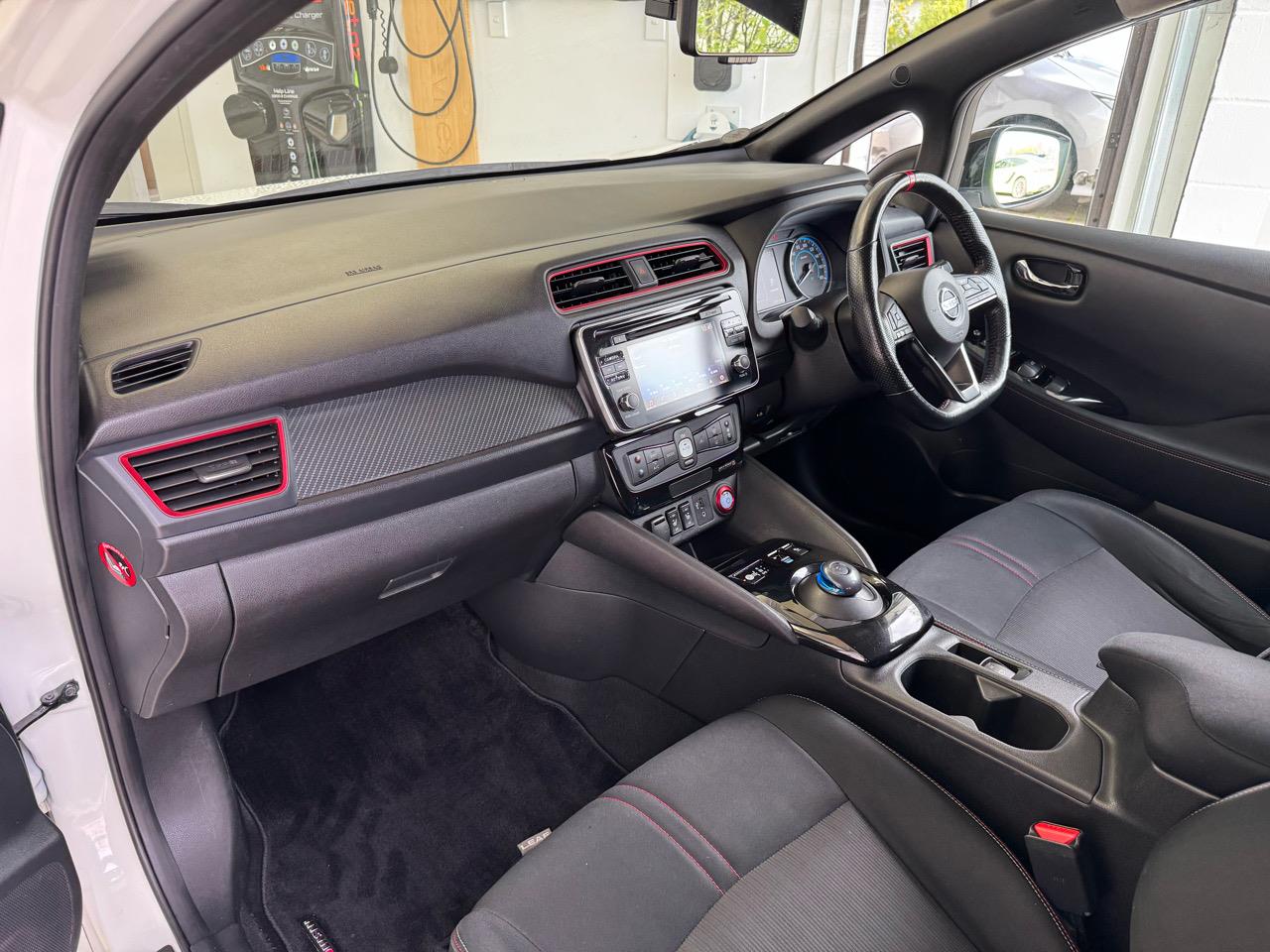 2018 Nissan LEAF 40G Nismo 40kWh