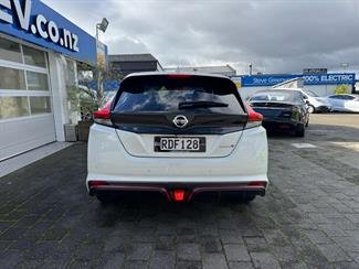 2018 Nissan LEAF 40G Nismo 40kWh