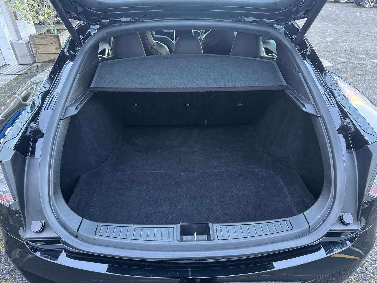 2017 Tesla Model S 75 Facelift