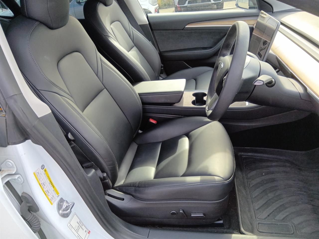 2021 Tesla Model 3 AWD Long Range - Refresh Model