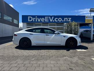 2018 Tesla Model S Model S 75 Facelift with Paid Full Self Driving Capability