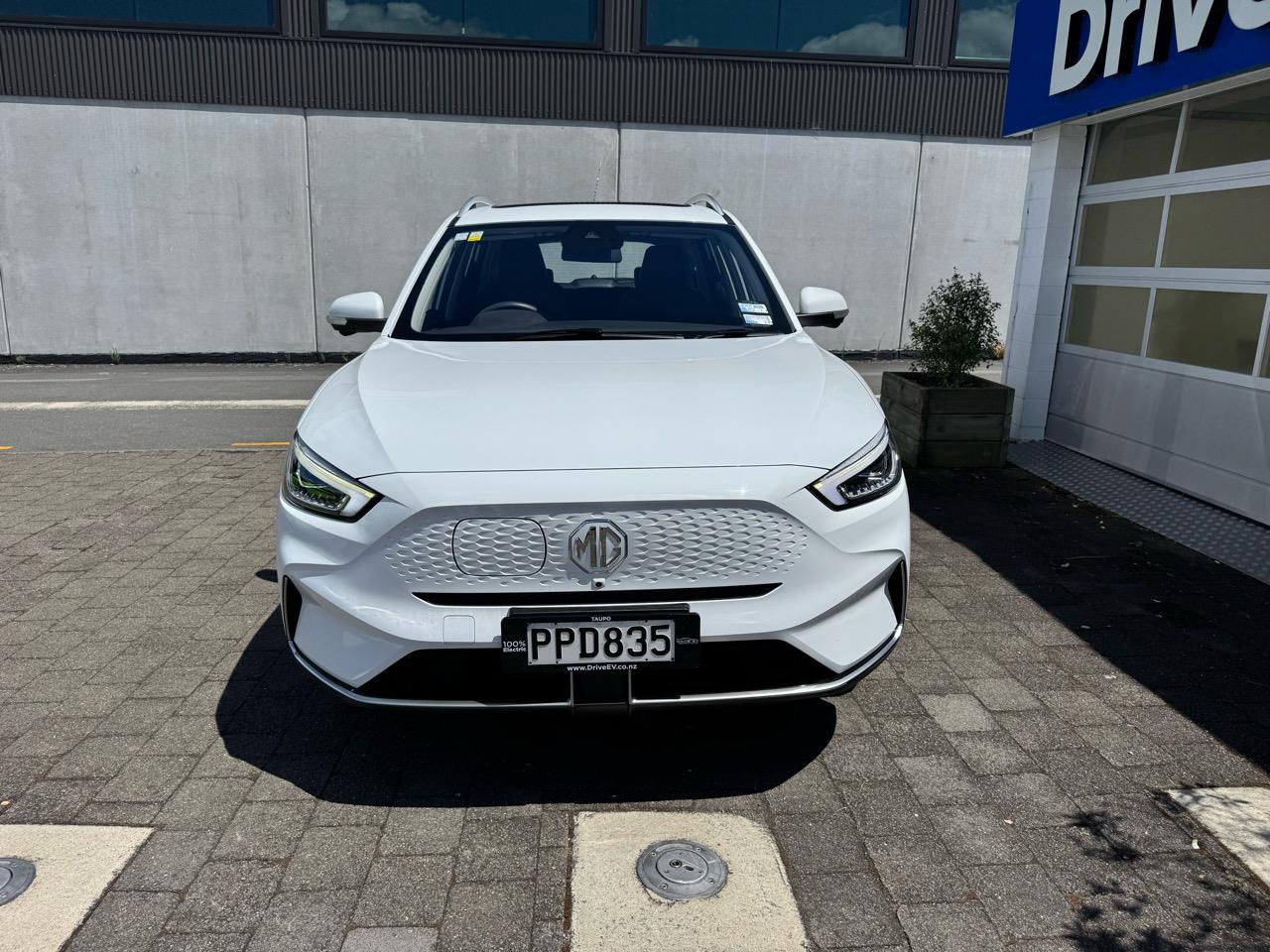 2022 MG ZS EV Essence Facelift 51kWh