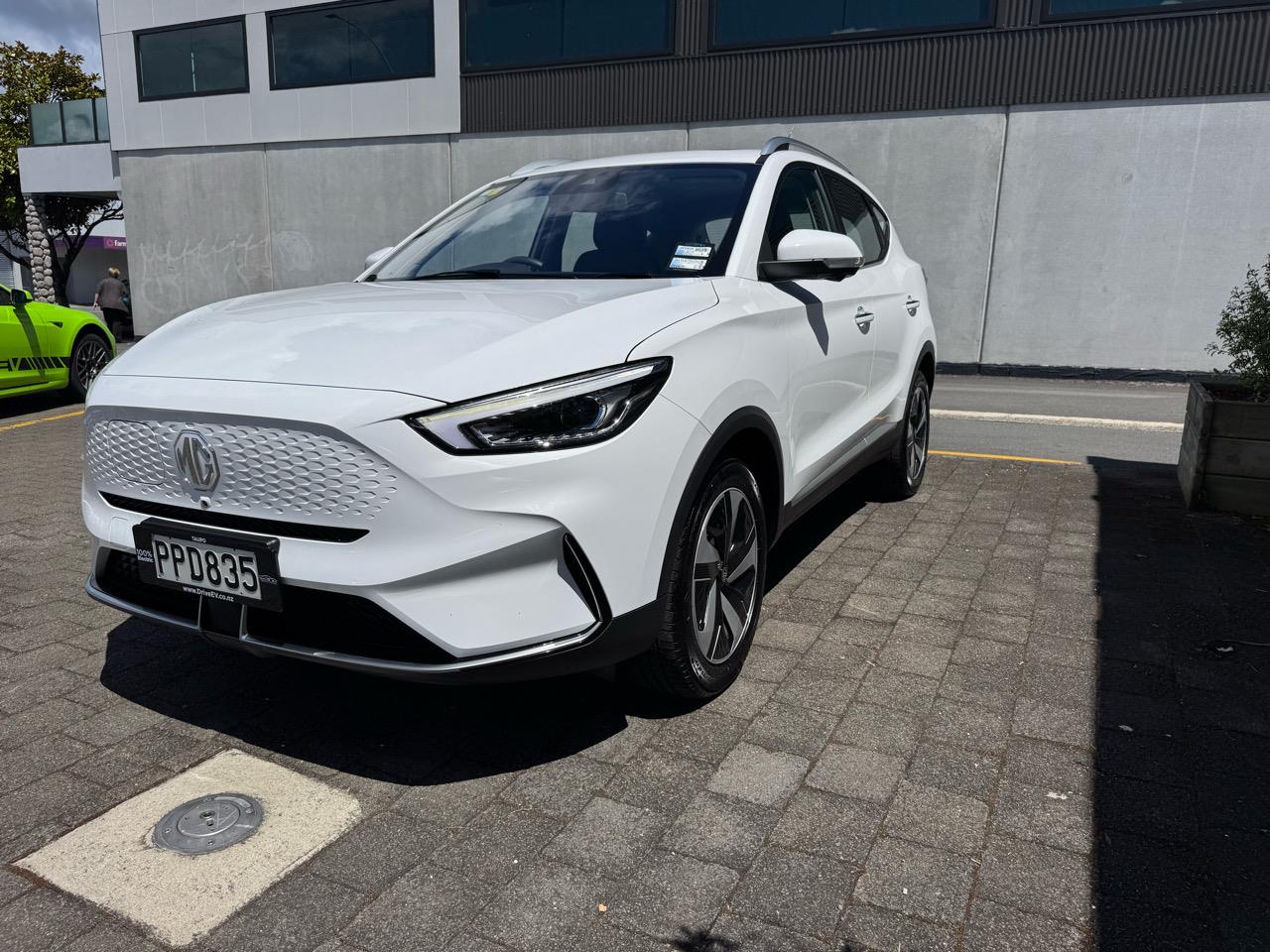 2022 MG ZS EV Essence Facelift 51kWh