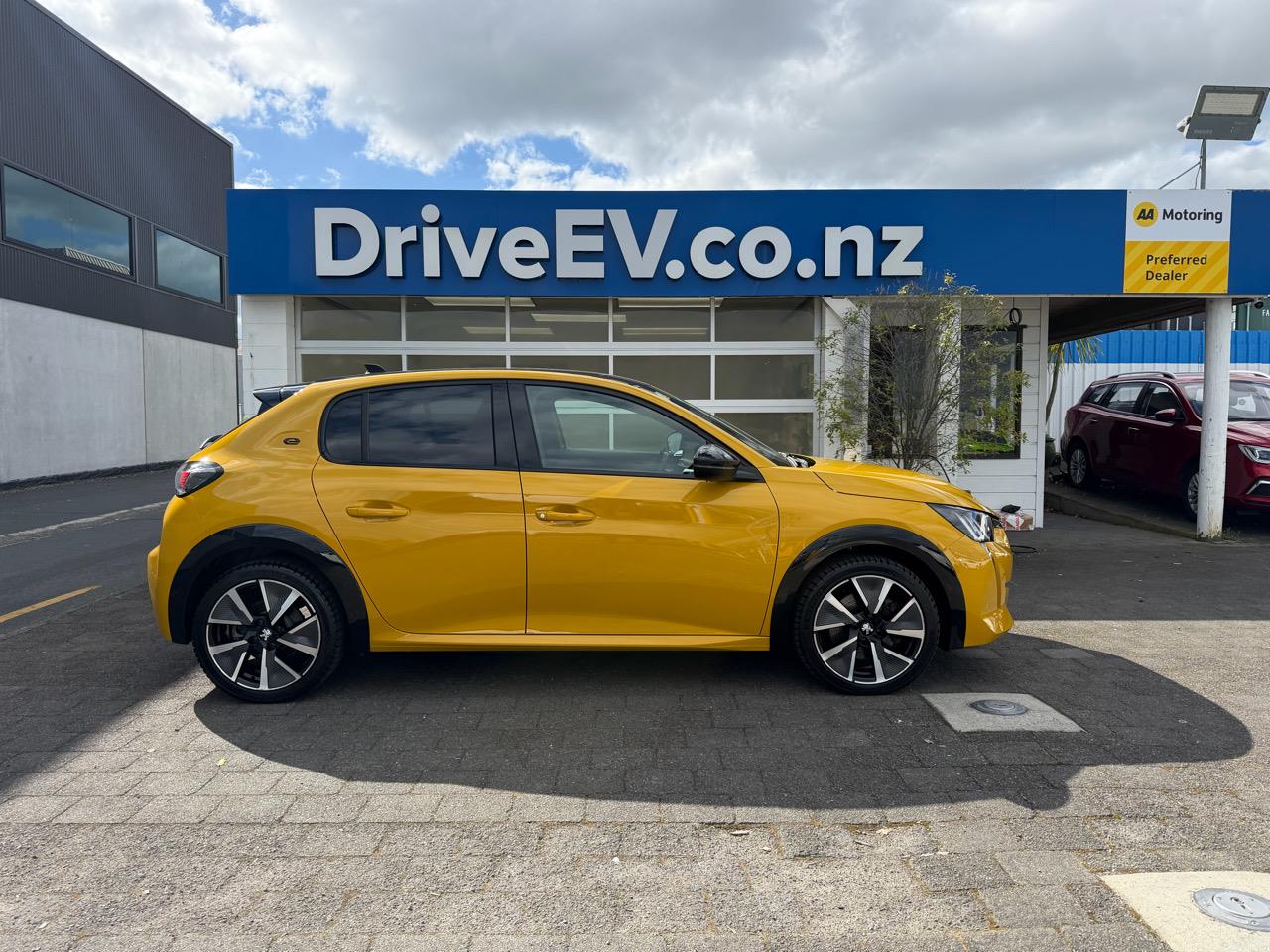 2020 Peugeot e 208 GT Line