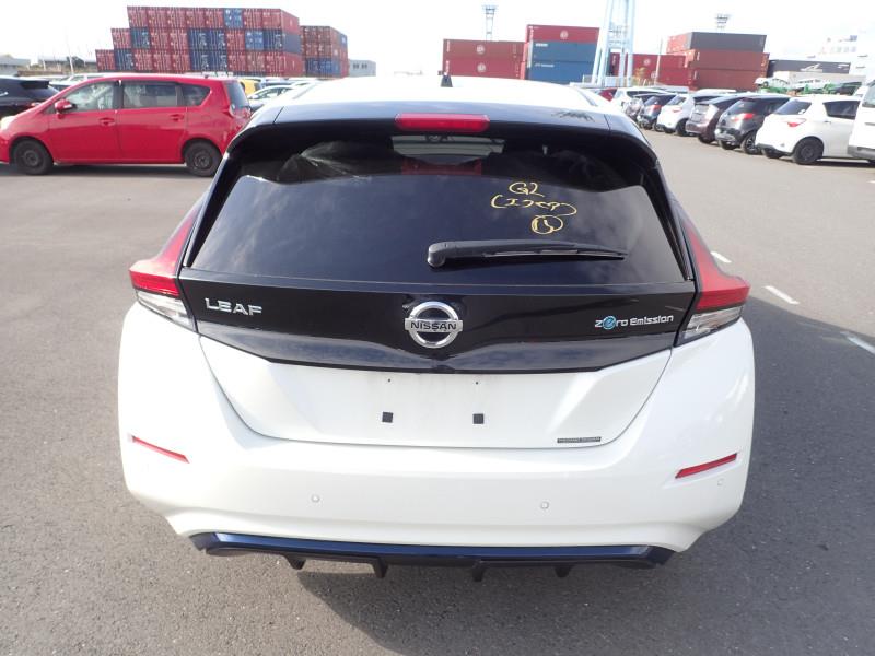 2018 Nissan LEAF 40kWh ZE1 X With Pro Pilot 