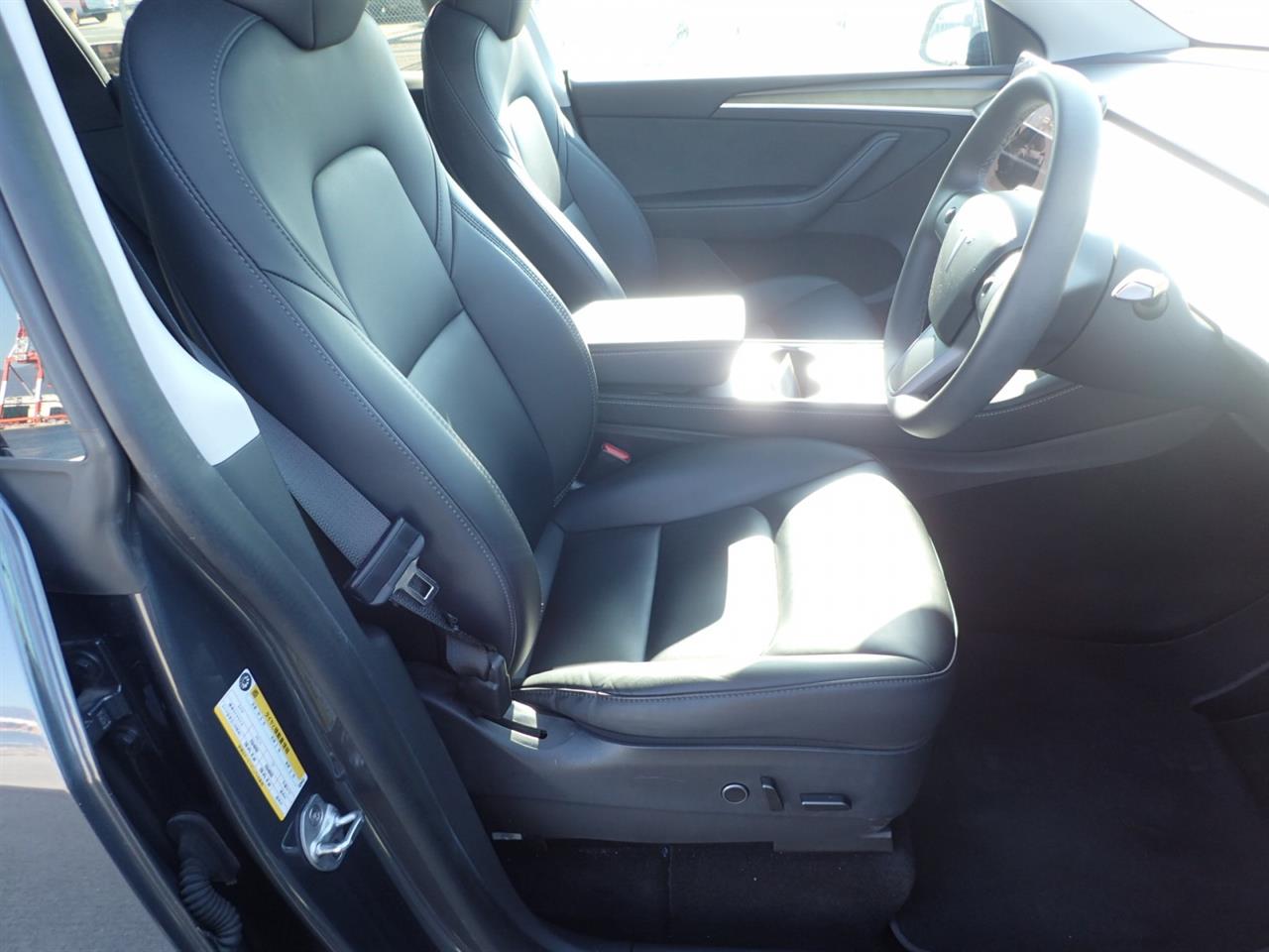 2023 Tesla Model Y REAR WHEEL DRIVE 60K