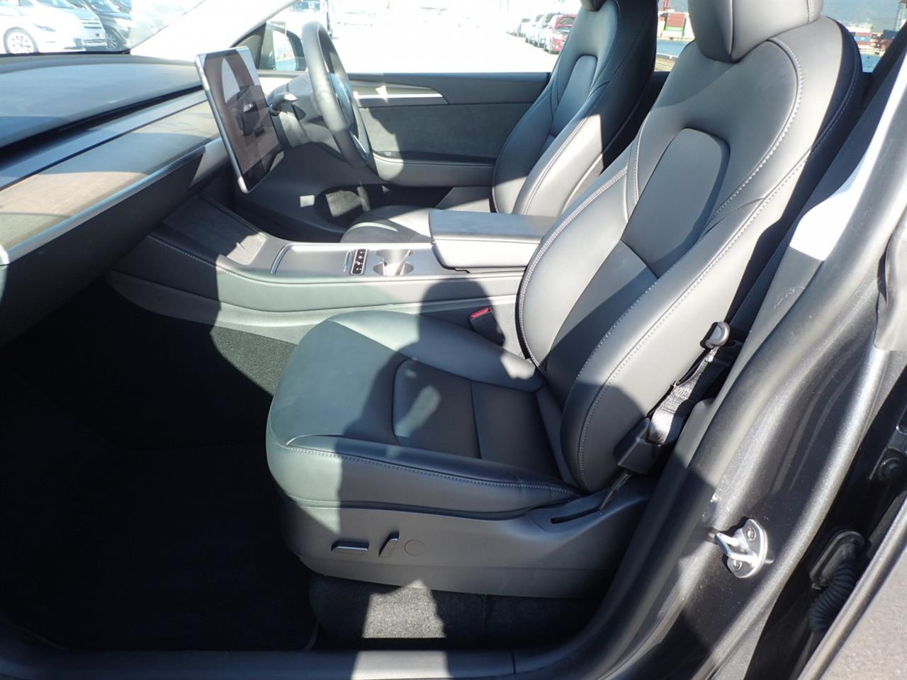 2023 Tesla Model Y REAR WHEEL DRIVE 60K