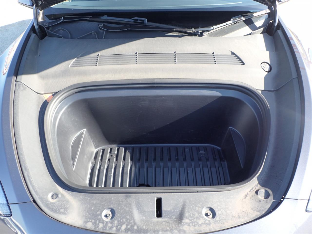 2023 Tesla Model Y REAR WHEEL DRIVE 60K