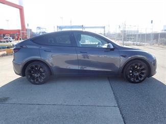 2023 Tesla Model Y REAR WHEEL DRIVE 60K